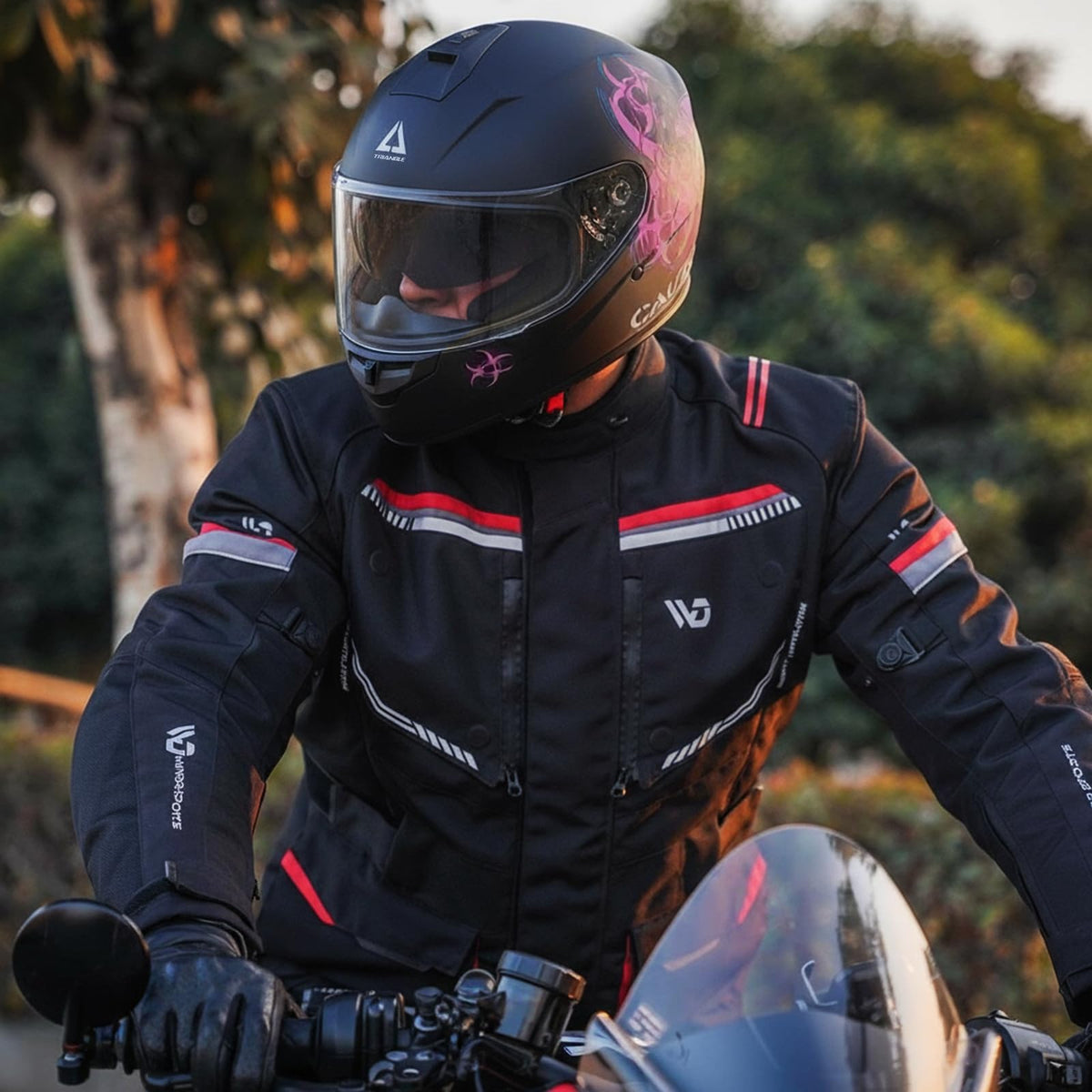 Full Face Dual Visor Motorcycle Helmet A1130