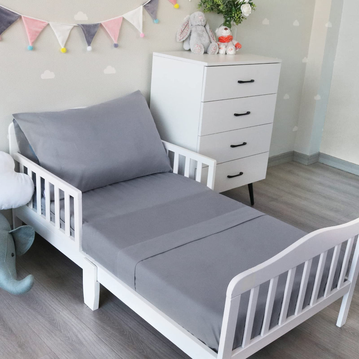 3-Piece Microfiber Toddler Sheet Set R75227