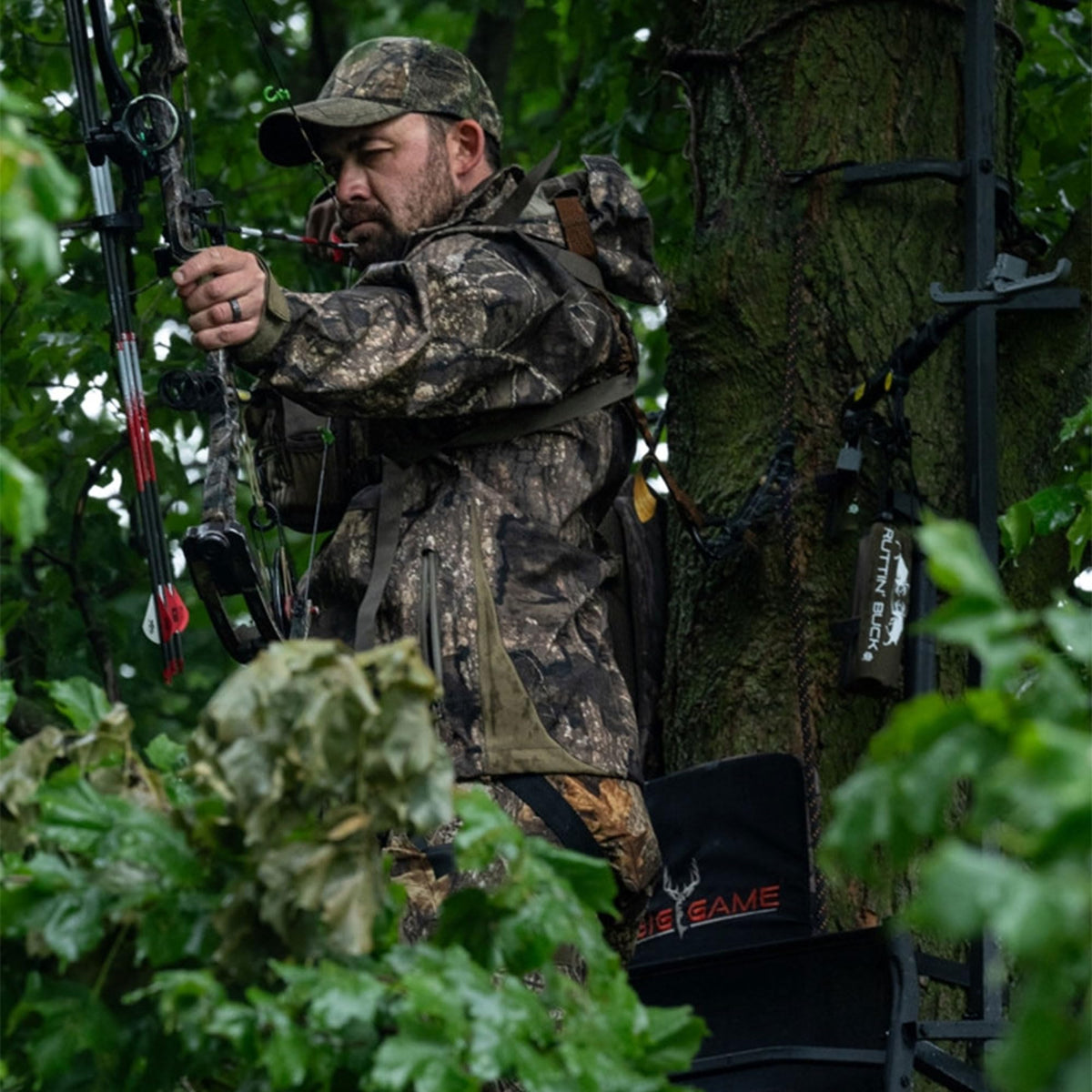Lightweight Steel Treestand I75650