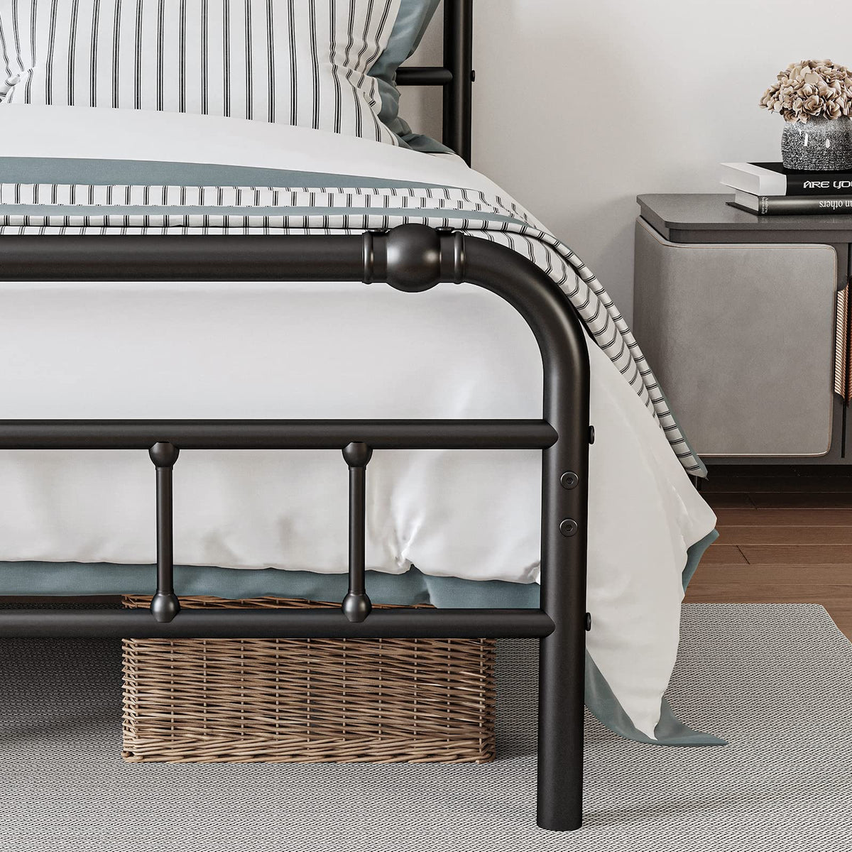 Full Size Metal Bed Frame with Iron Headboard F4406